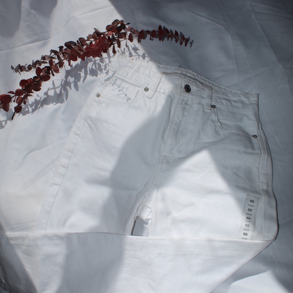 American Eagle Outfitters White Mom Jeans | Size 00 Short | FREE SHIPPING - Picture 4 of 7